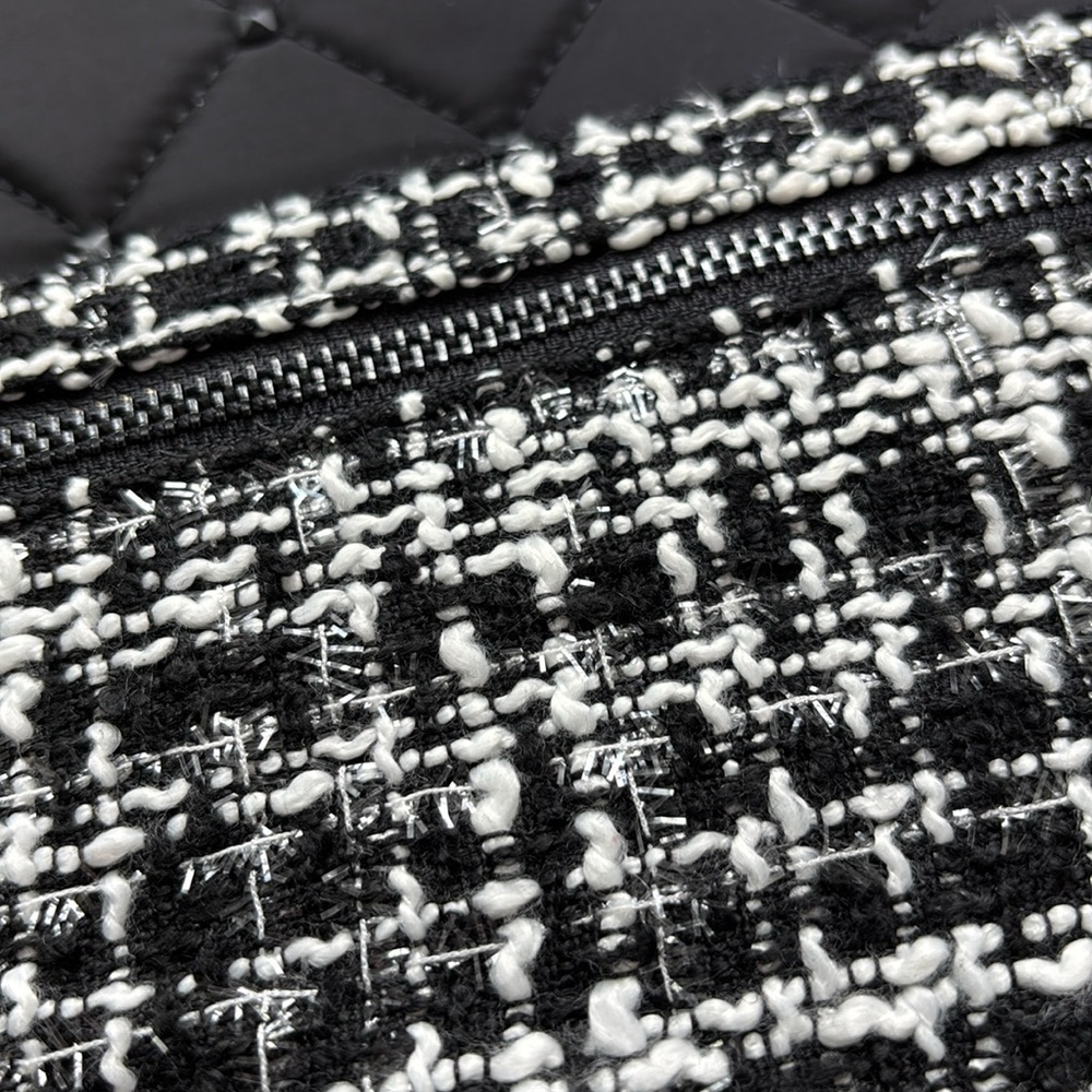 BADGLEY MISCHKA Big Diamond Quilted vegan Leather Nylon Backpack w/studs B&W - Picture 4 of 13